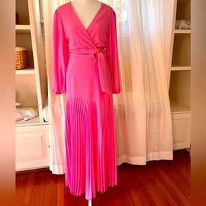 Bardot Long sleeve pleated dress